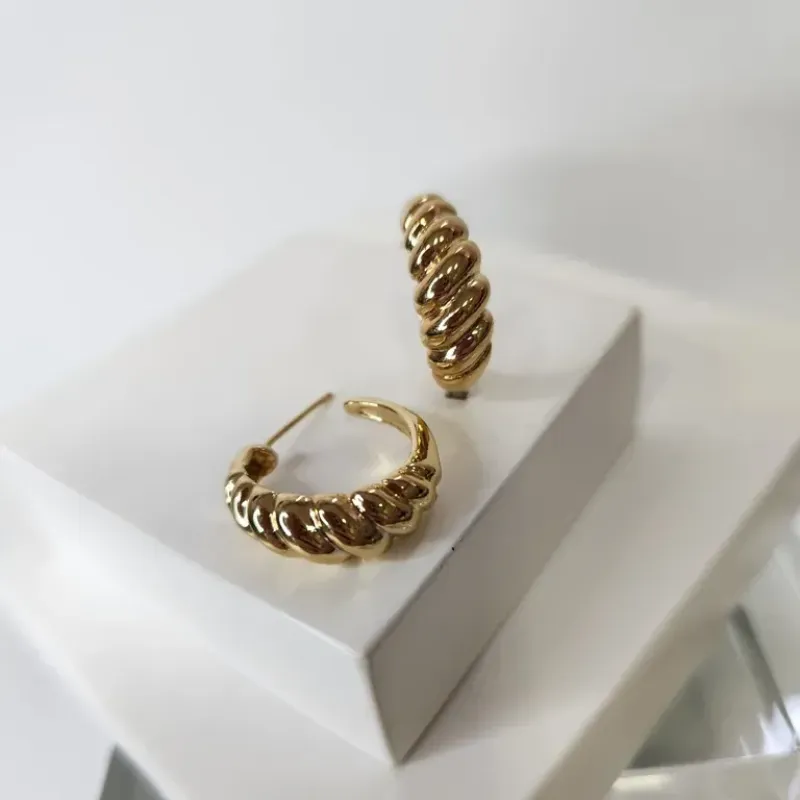 BRINCO OURO CROISSANT