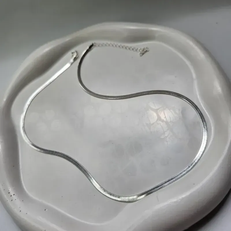 COLAR PRATA FITA CHAPADA