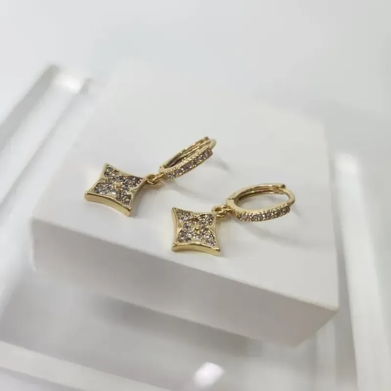 BRINCO OURO ARGOLA LOUIS