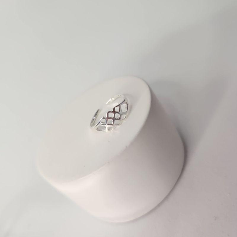 ANEL PRATA AJUSTÁVEL DEDINHO ARABESCO