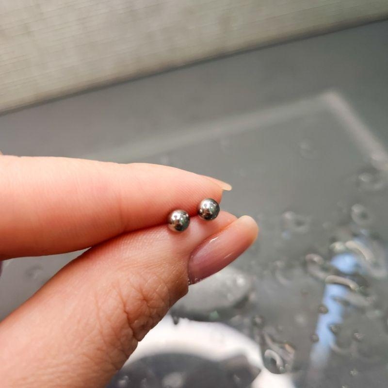 BRINCO AÇO BOLINHA M