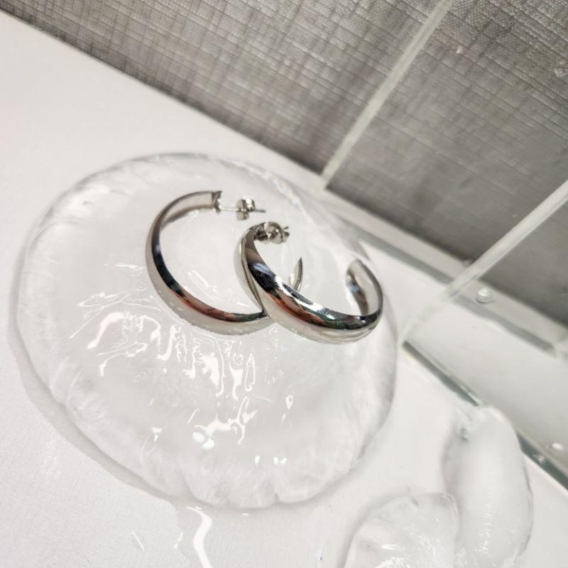 BRINCO ARGOLA AÇO ABAULADA M