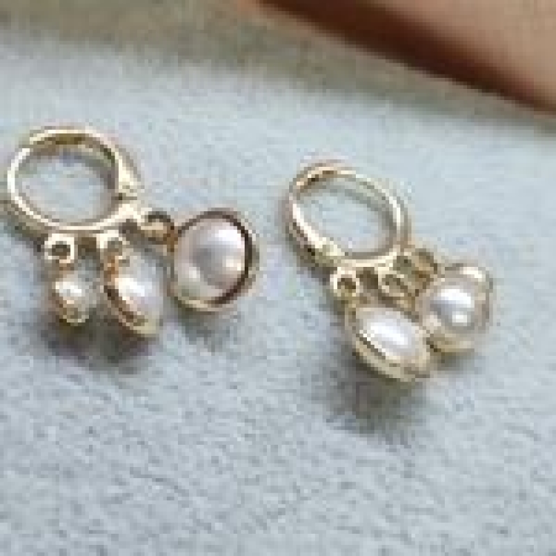 BRINCO OURO ARGOLA PÉROLA 3