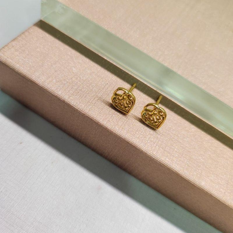 BRINCO OURO CORAÇÃO FECHADURA