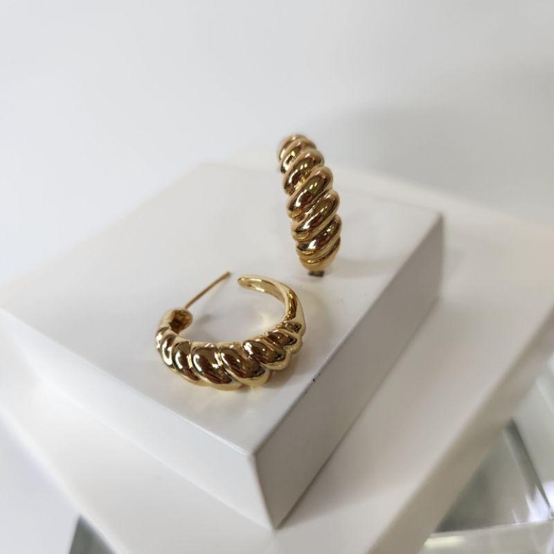 BRINCO OURO CROISSANT