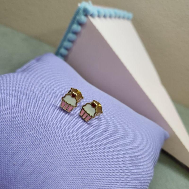 BRINCO OURO CUP CAKE