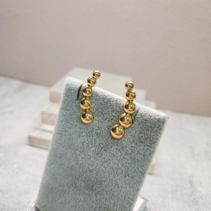 BRINCO OURO EAR CUFF BOLAS