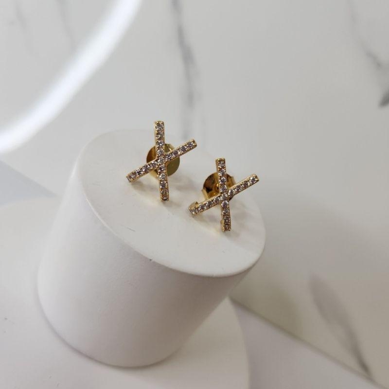 BRINCO OURO EAR HOOK CRUZ Z