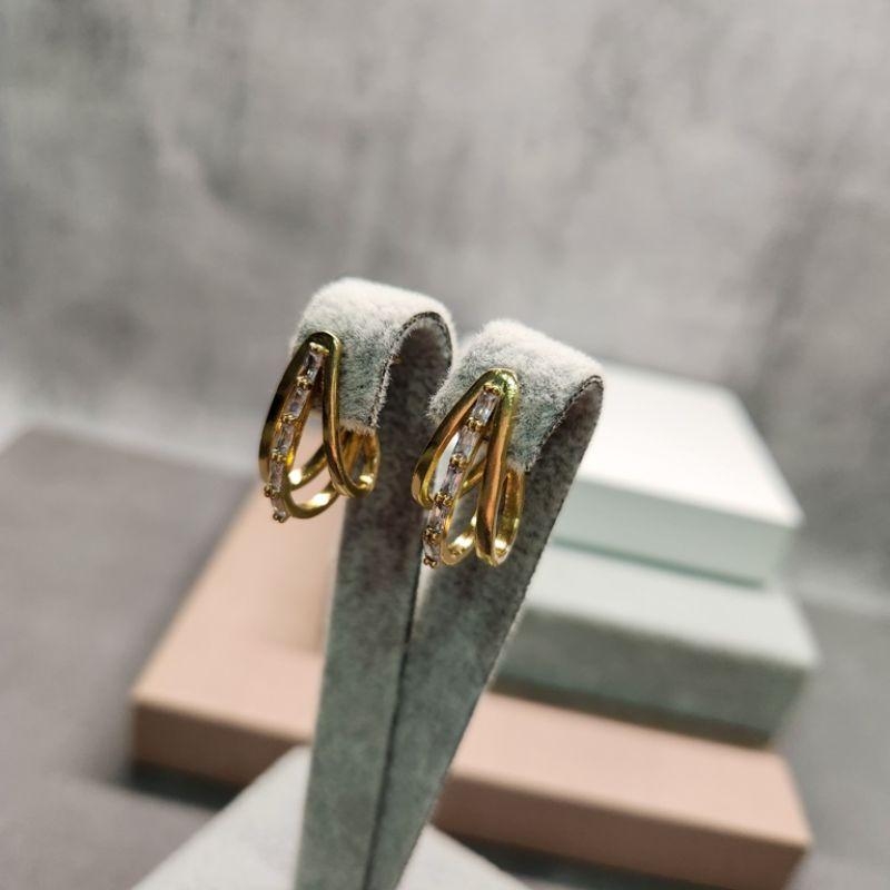 BRINCO OURO MEIA ARGOLA NAV LISA