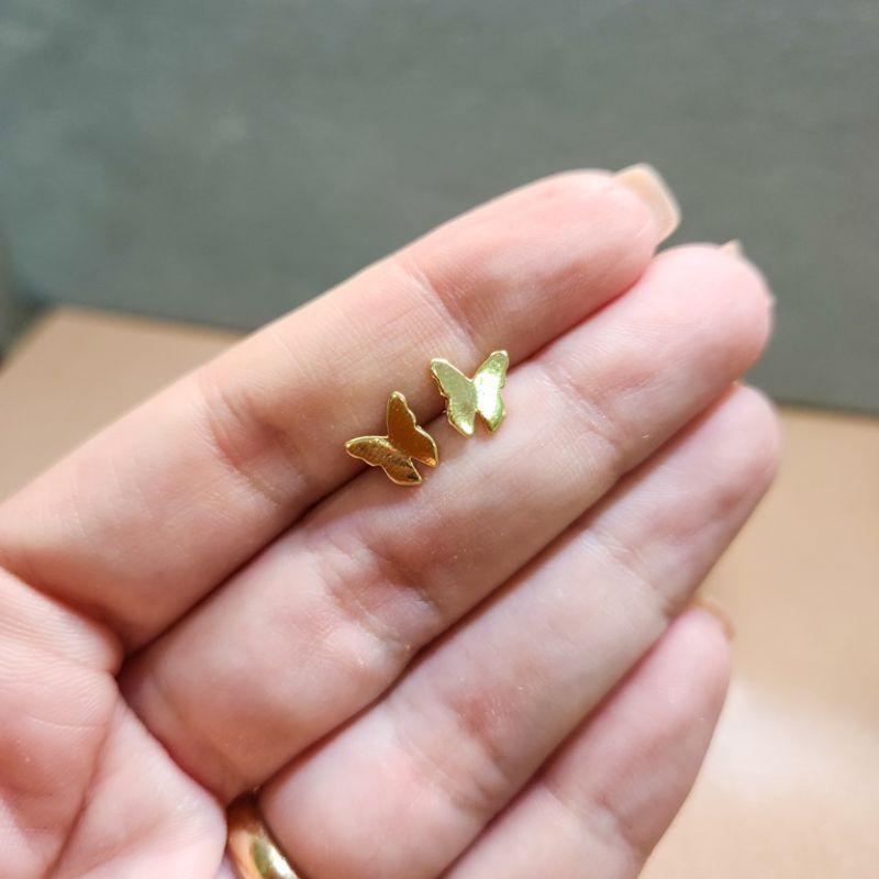 BRINCO OURO MINI BORBOLETA ORIGAMI