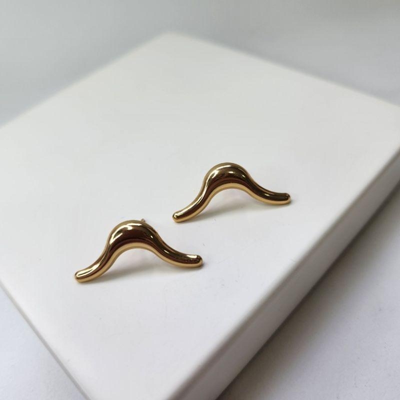 BRINCO OURO ONDAS