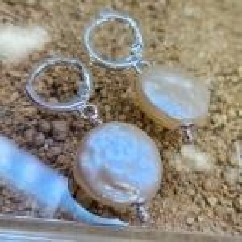 BRINCO PRATA ARGOLA PÉROLA B