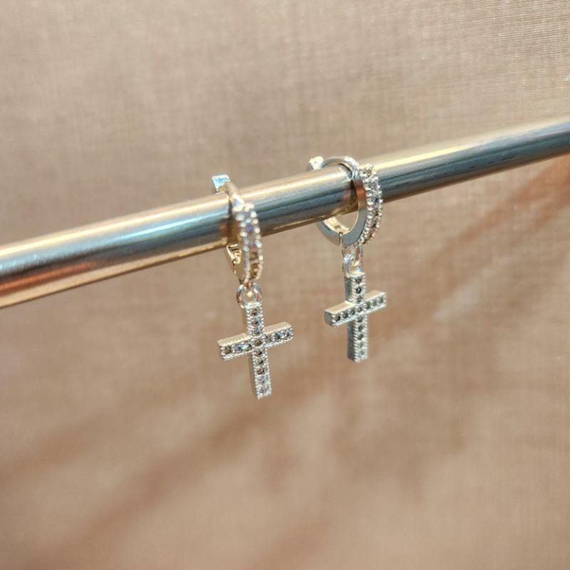 BRINCO PRATA ARGOLA TRANQ CRUZ