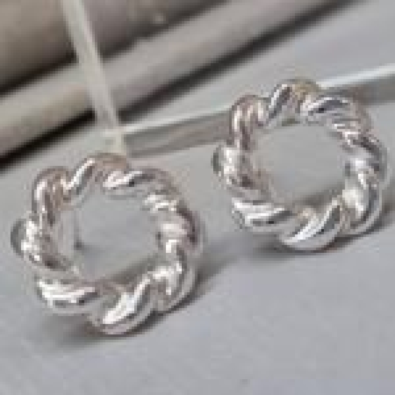 BRINCO PRATA CIR CROISSANT M