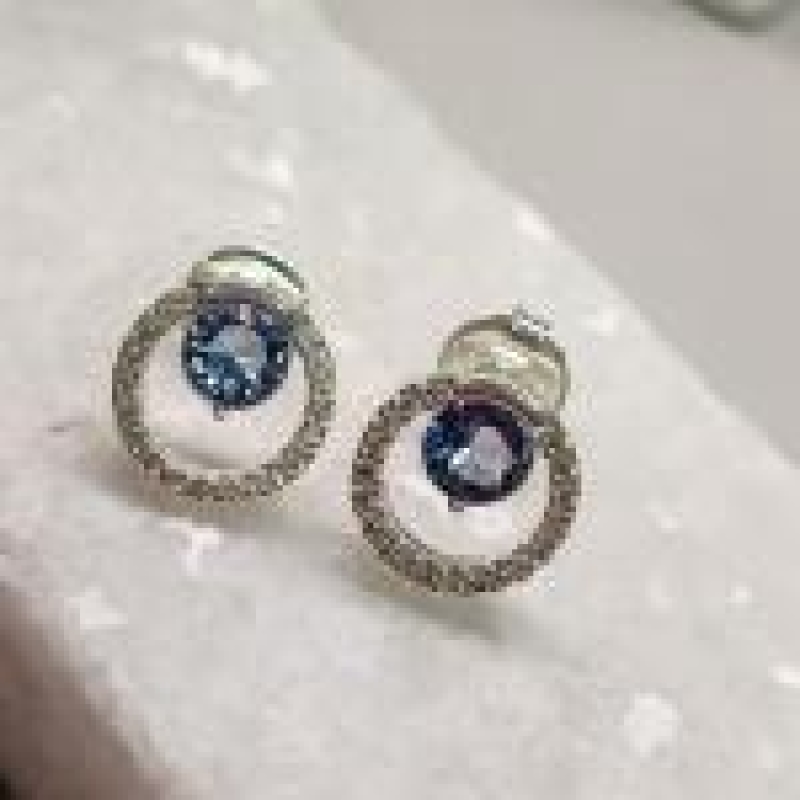 BRINCO PRATA CIRC ZIRC TANZANITA