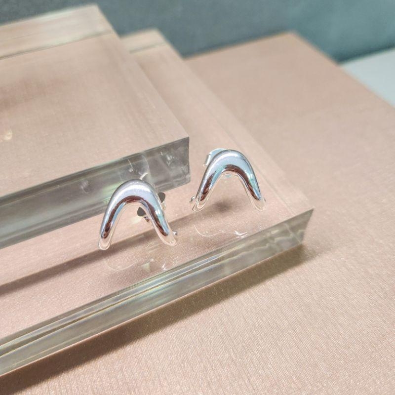 BRINCO PRATA EAR HOOK 2 GARRAS LISA