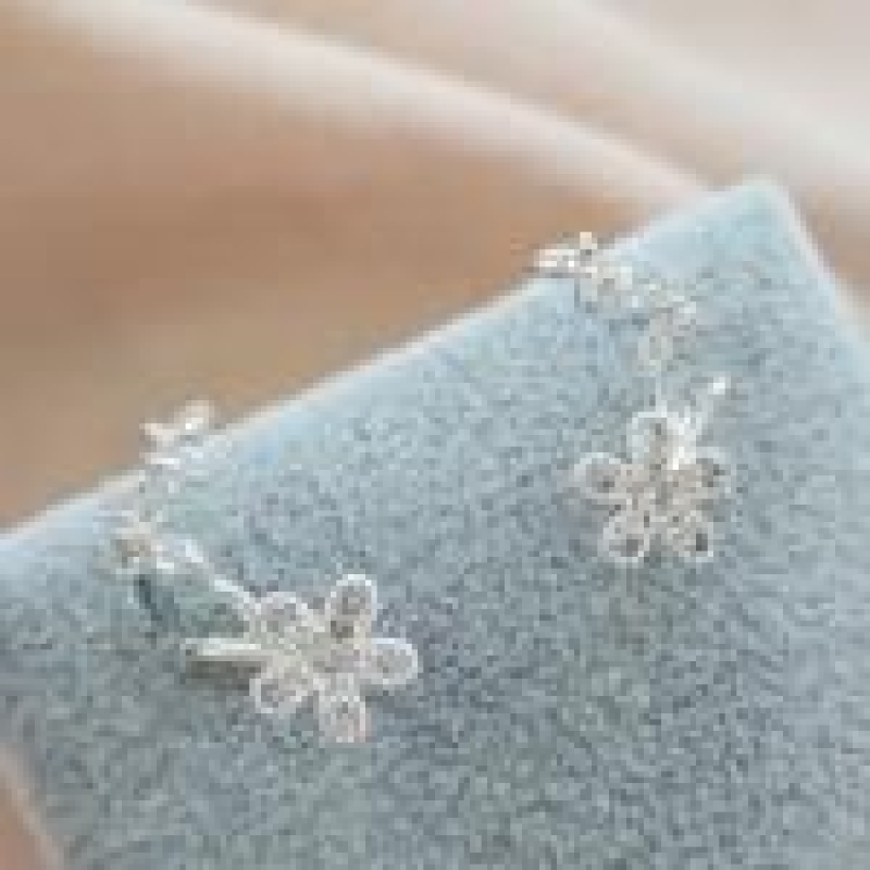 BRINCO PRATA FLOR BOR