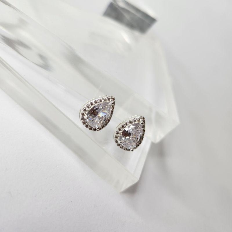 BRINCO PRATA GOTA LUXO