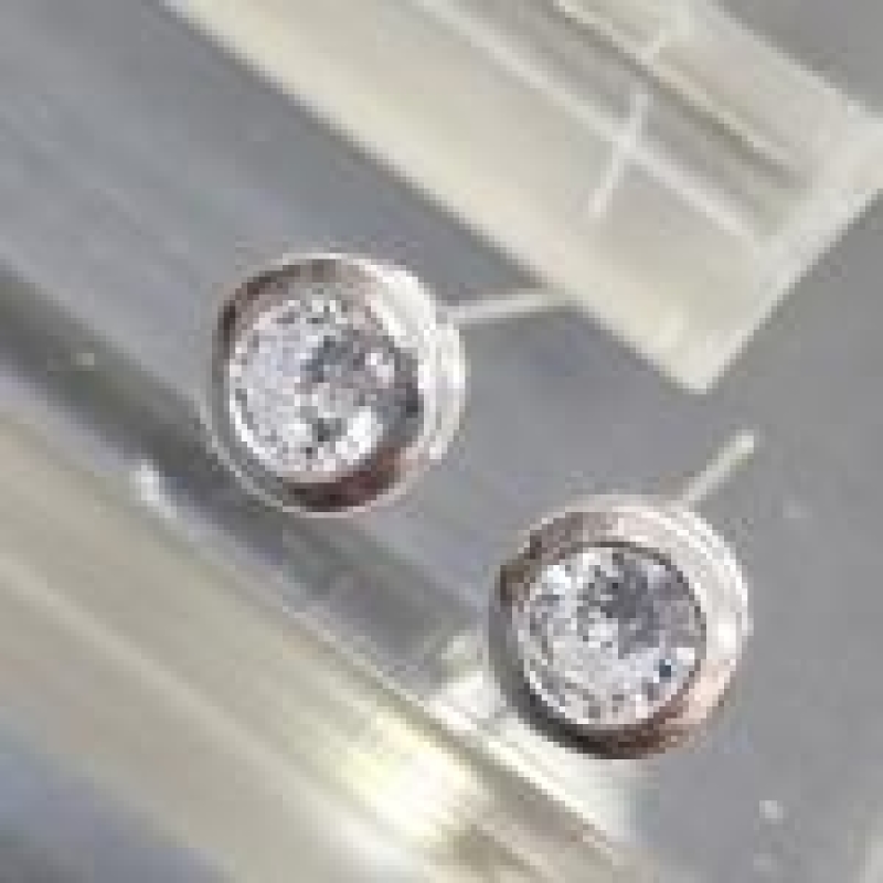 BRINCO PRATA LUZ G	