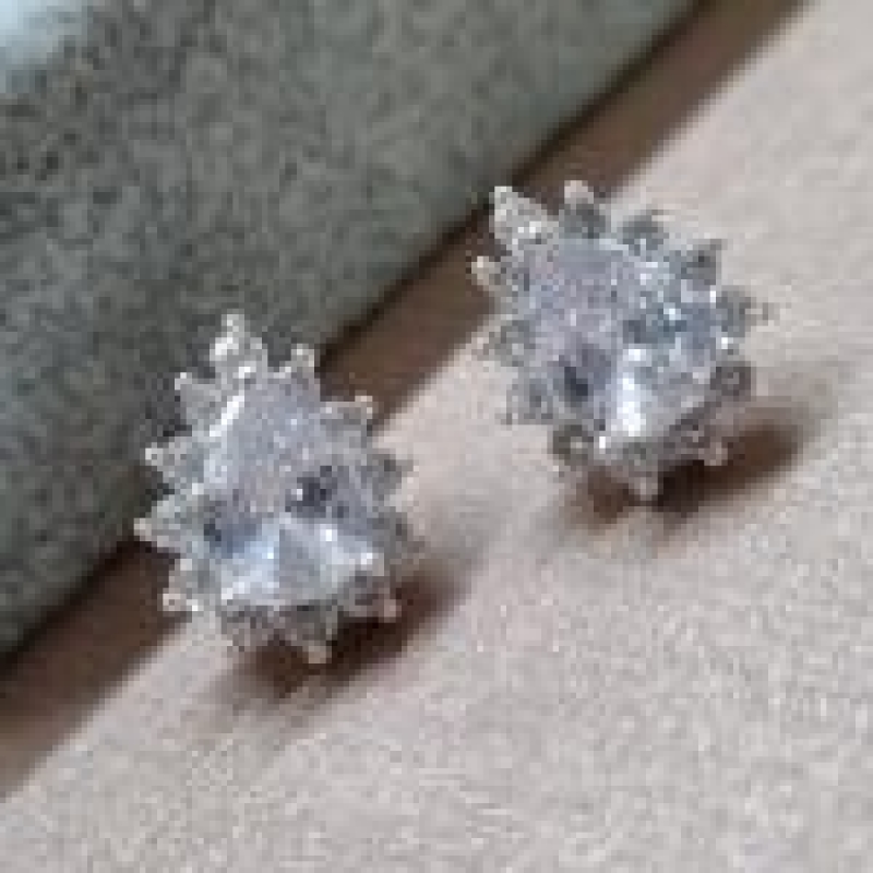 BRINCO PRATA PRINCESA GOTA	