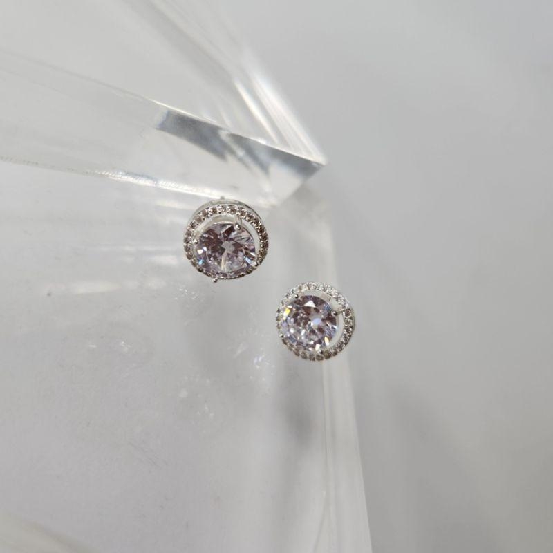 BRINCO PRATA REDONDO LUXO