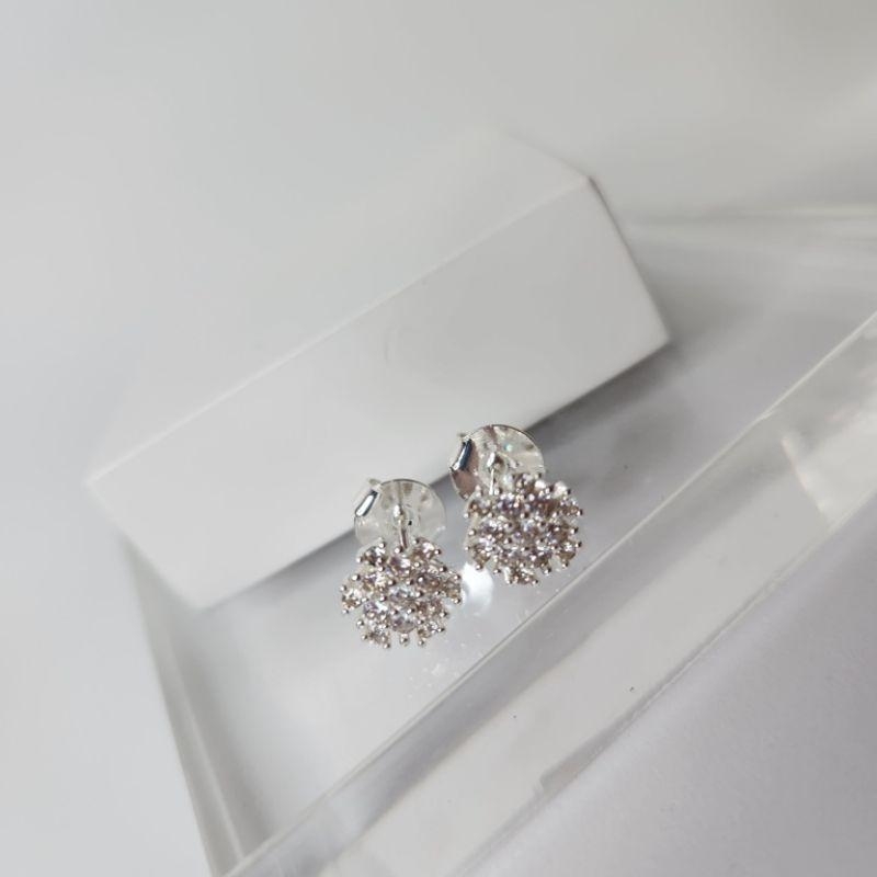 BRINCO PRATA ZIRCÔNIAS