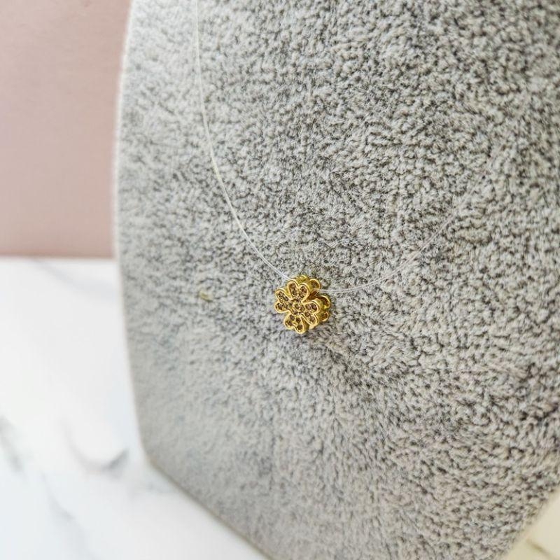 COLAR INVISÍVEL TREVO OURO