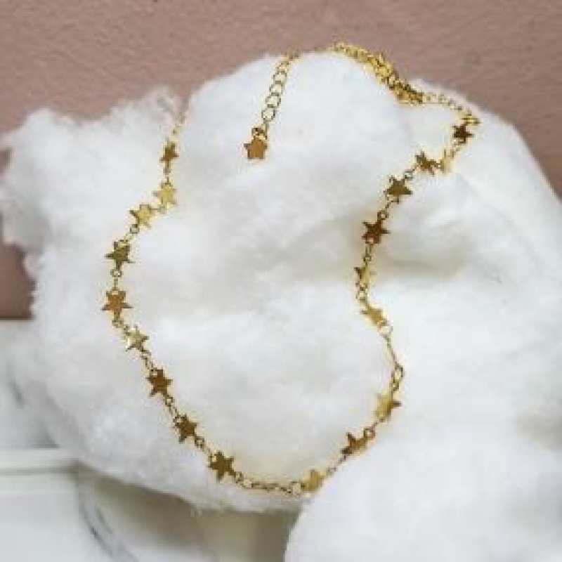 COLAR OURO CHOKER ESTRELAS CHAPADAS