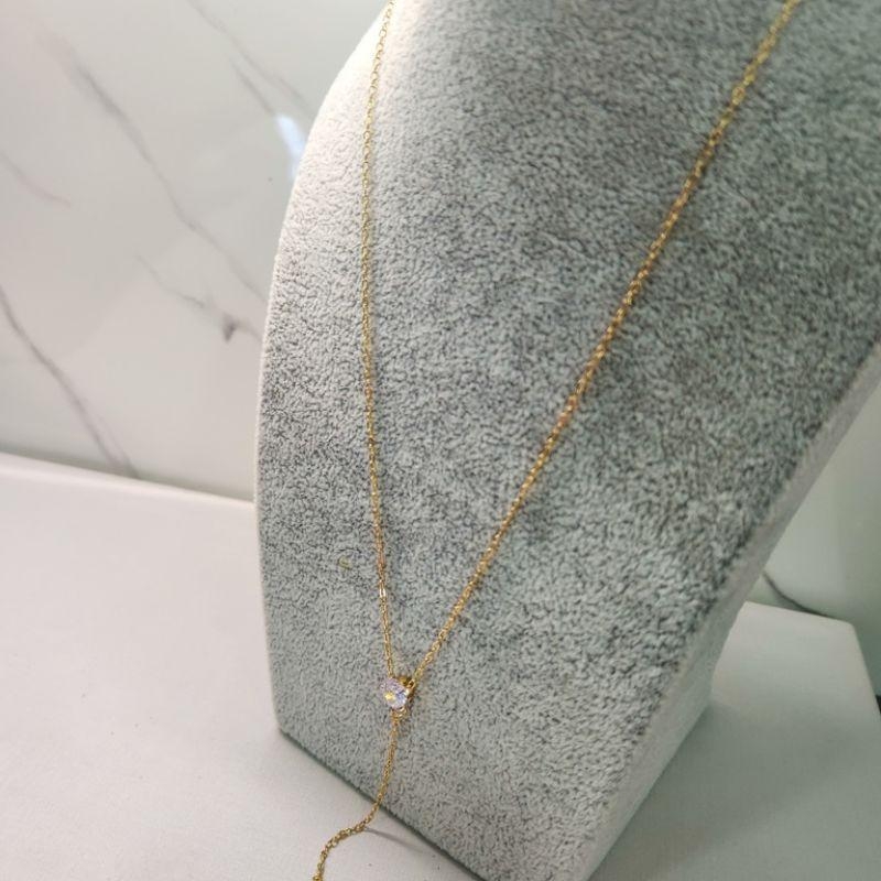 COLAR OURO GRAVATA PONTO DE LUZ