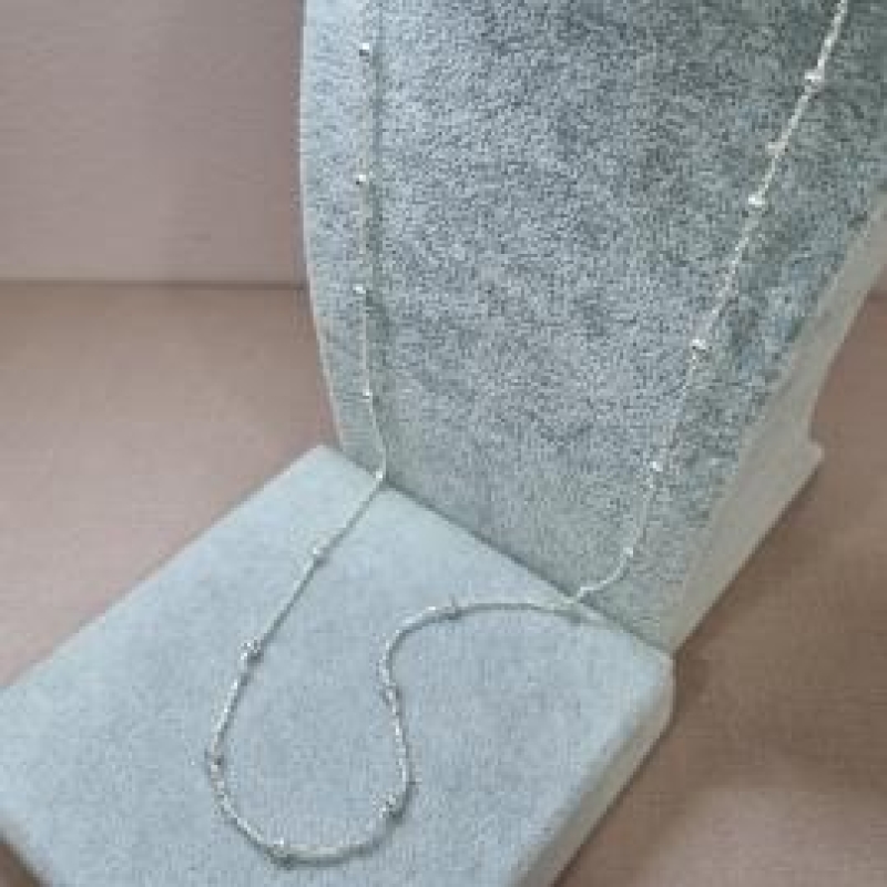 COLAR PRATA LONGO B CORR ENTRELAÇ