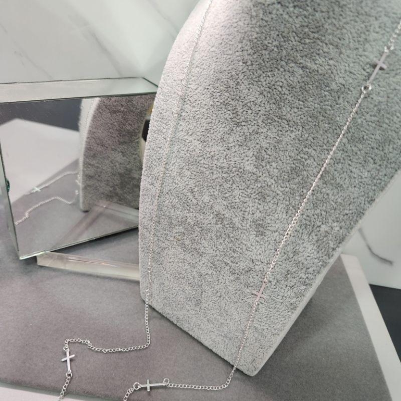 COLAR PRATA LONGO CRUZINHAS