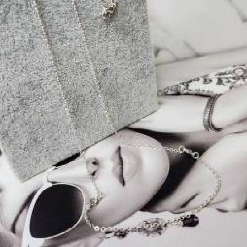 COLAR PRATA LONGO PING CRISTAL