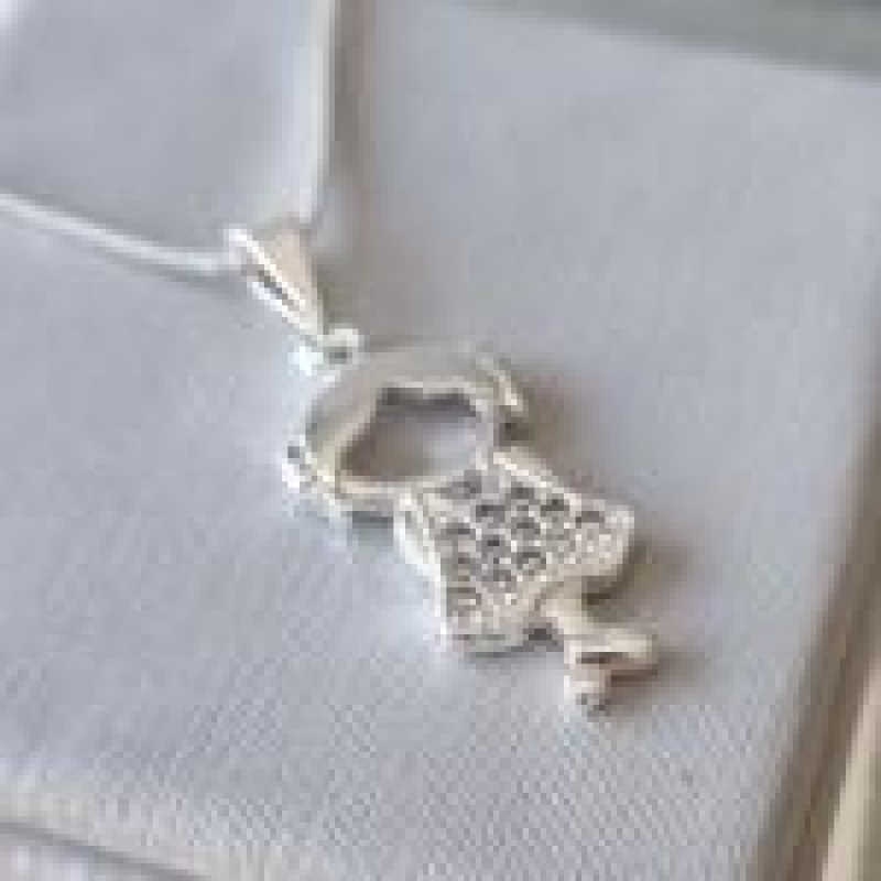 COLAR PRATA MENINA ZIRCÔNIAS