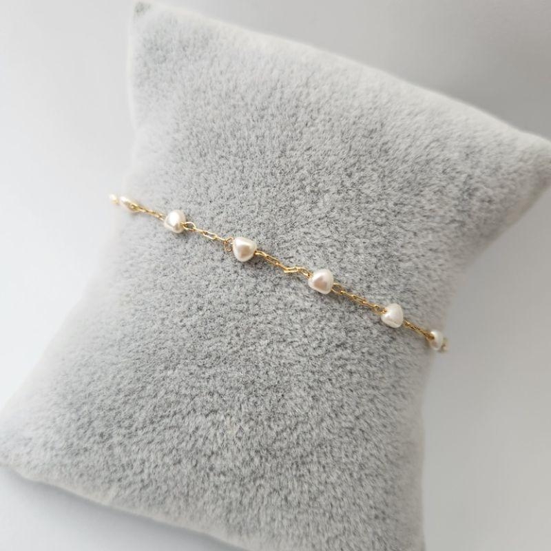 PULSEIRA OURO PÉROLAS CORAÇÃO