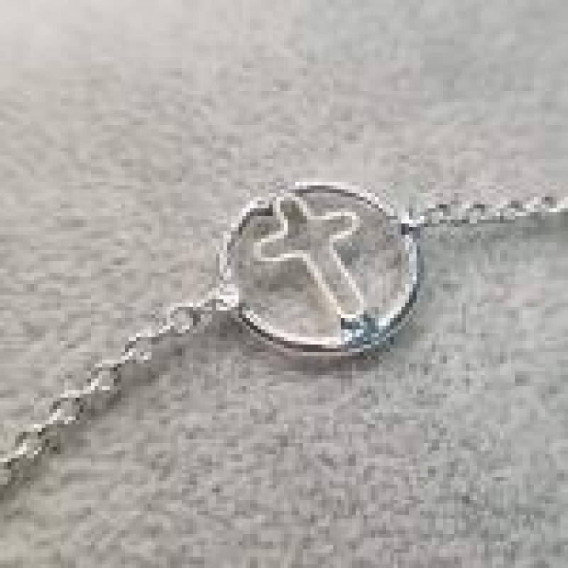 PULSEIRA PRATA CRUCIFIXO VAZADO	
