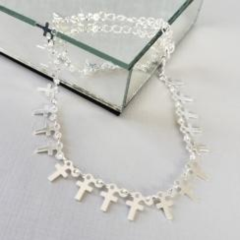 PULSEIRA PRATA CRUCIFIXOS