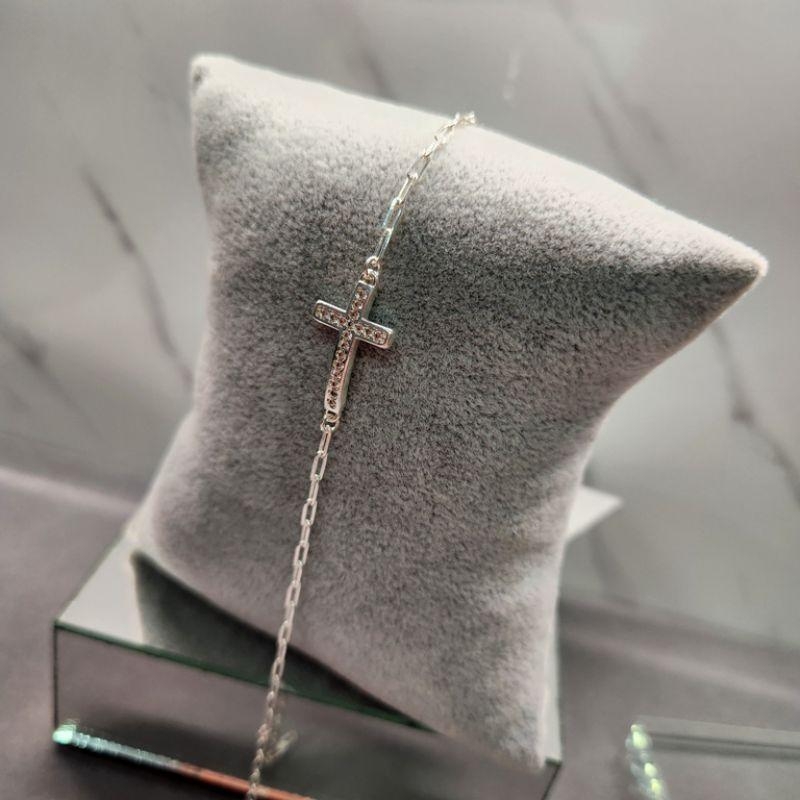 PULSEIRA PRATA ENTREMEIO CRUZ