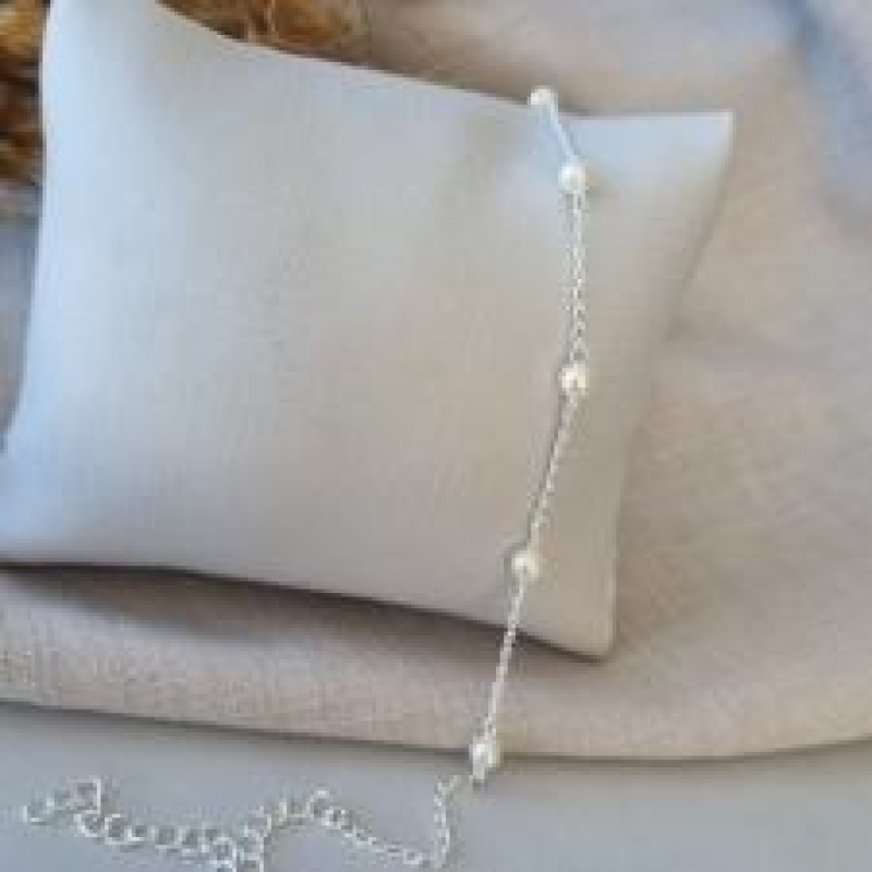 PULSEIRA PRATA PÉROLAS ESPASSADAS