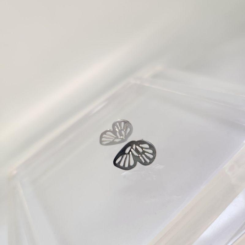 BRINCO AÇO ASAS DE BORBOLETA