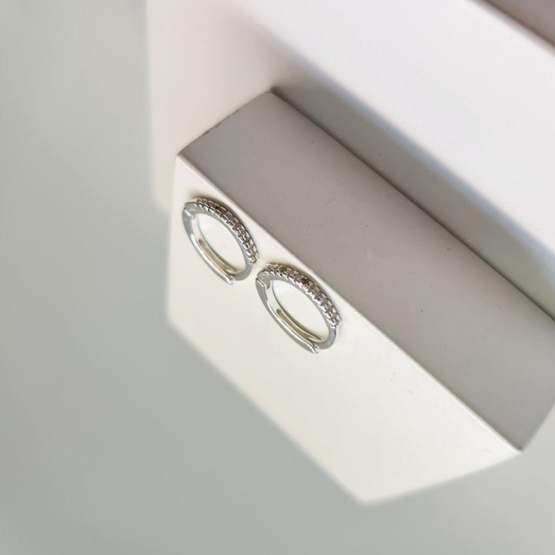 BRINCO PRATA ARGOLA ZIRC FINA	G