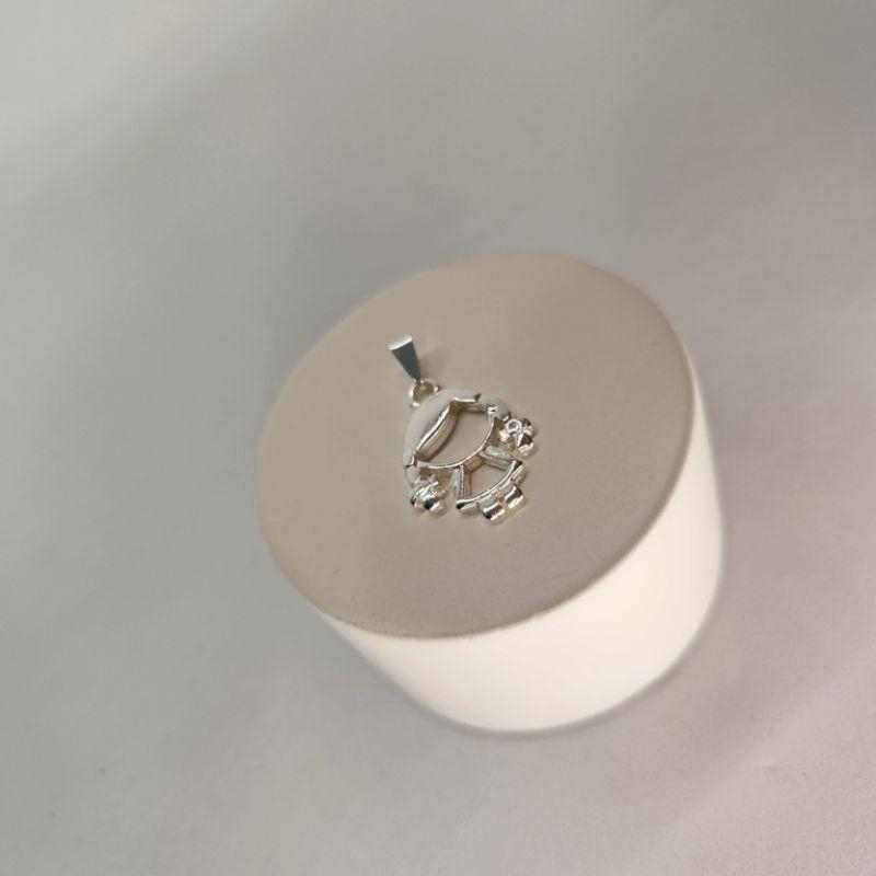 PINGENTE PRATA MENINA V