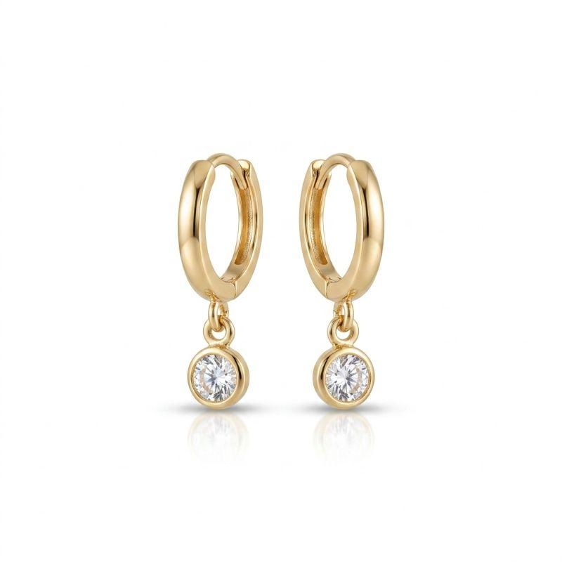 BRINCO INFANTIL ARGOLA PONTO DE LUZ BANHADO A OURO 18K