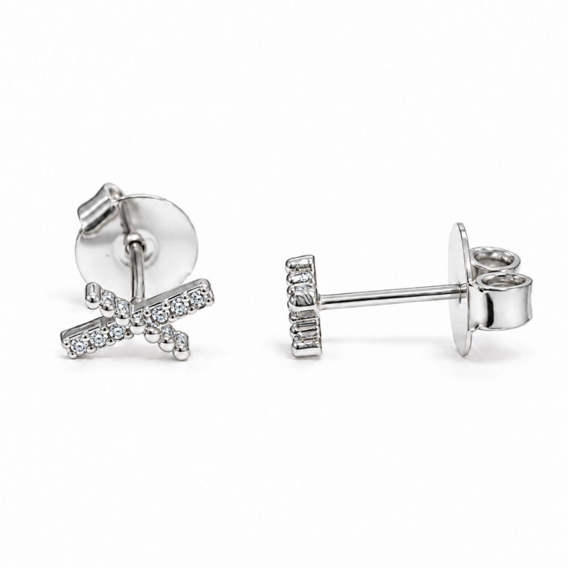 BRINCO PRATA RISCO LISO ZIRCÔNIA P