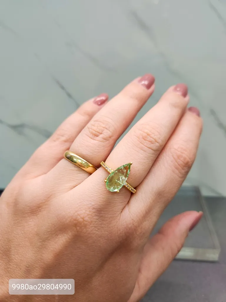 ANEL OURO GOTA VERDE CRAQUELADA