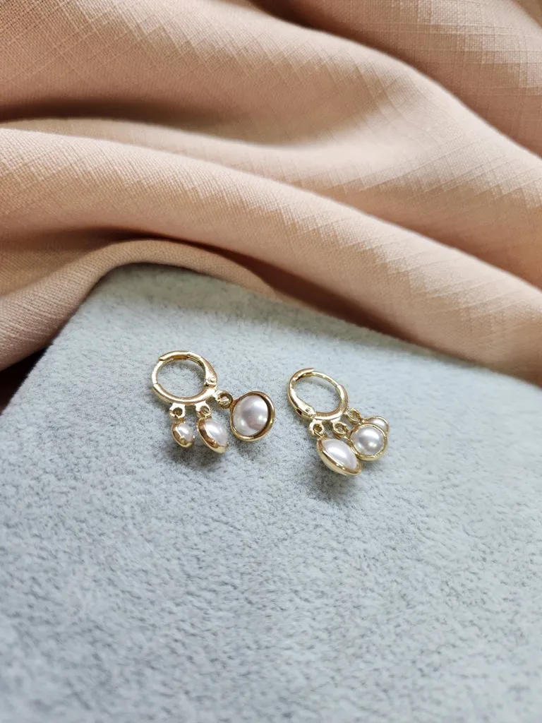 BRINCO OURO ARGOLA PÉROLA 3