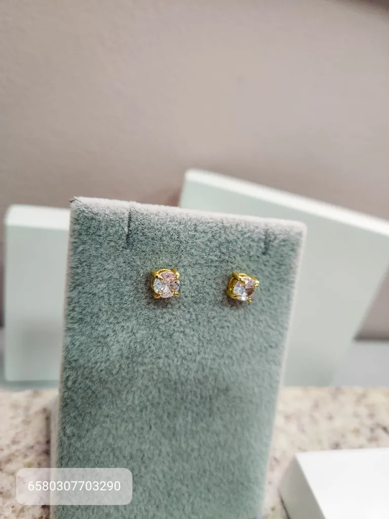 BRINCO OURO CIRCULO P CRISTAL