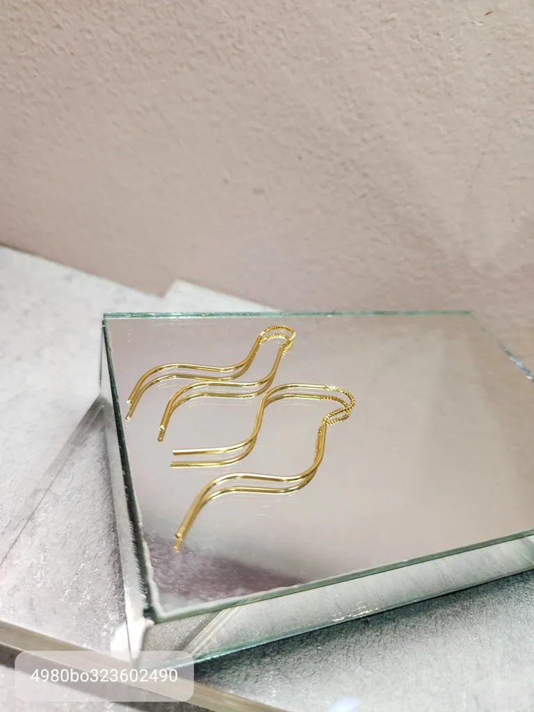 BRINCO OURO DOIS PALITOS