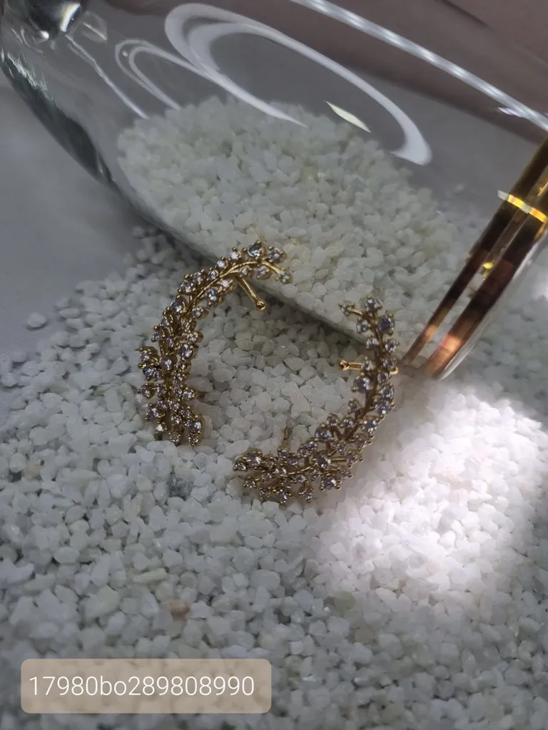 BRINCO OURO EAR CUFF FESTA