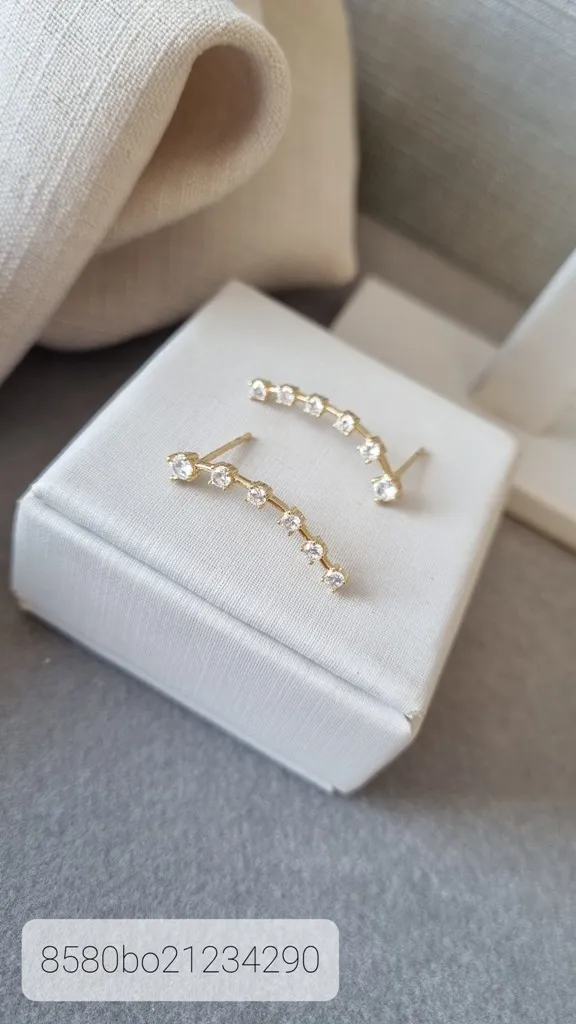 BRINCO OURO EAR CUFF ZIRC R