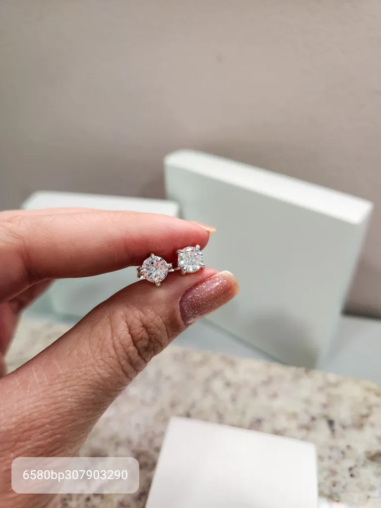 BRINCO PRATA CIRCULO P CRISTAL